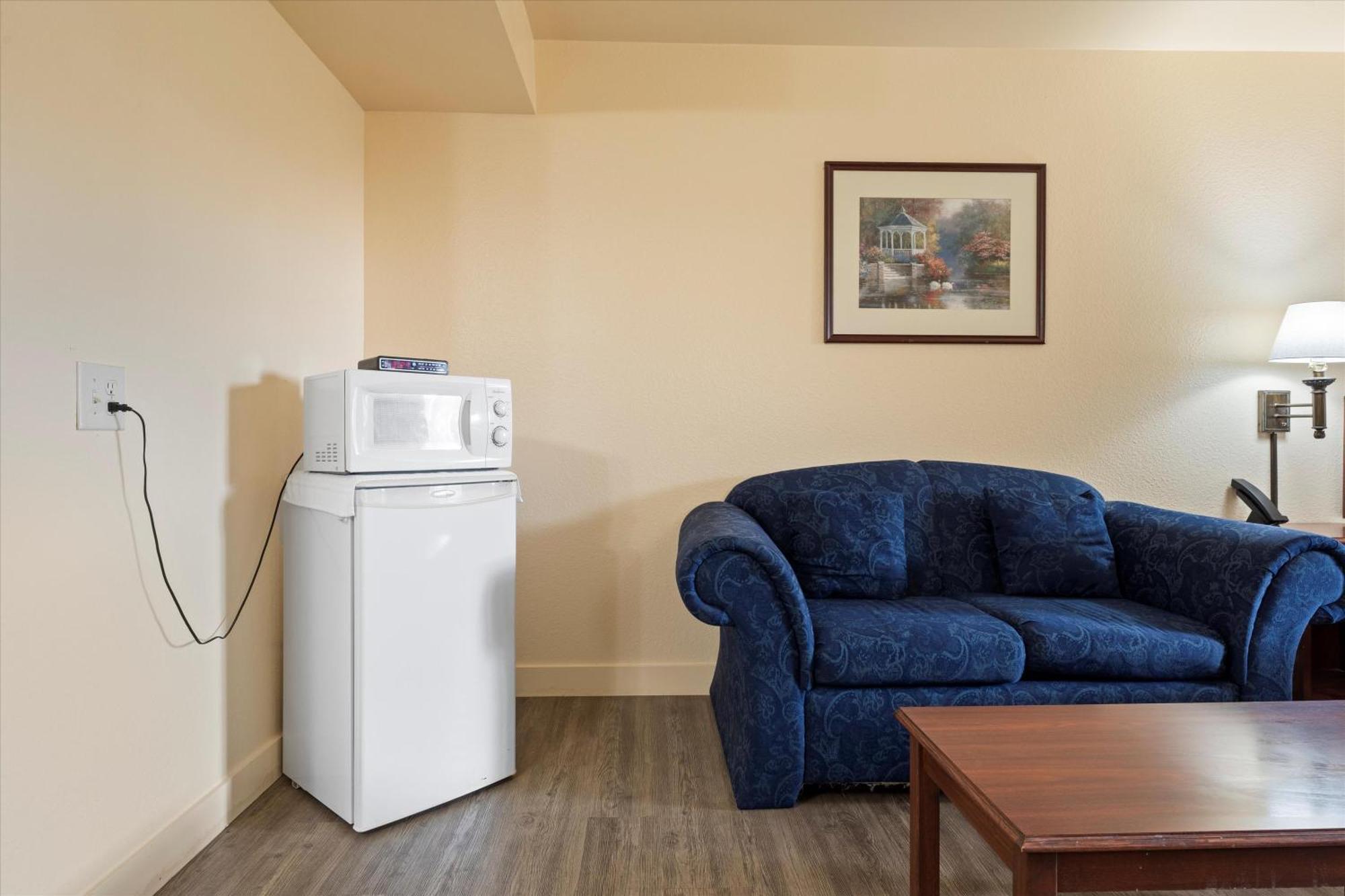 Quincy Inn And Suites Esterno foto
