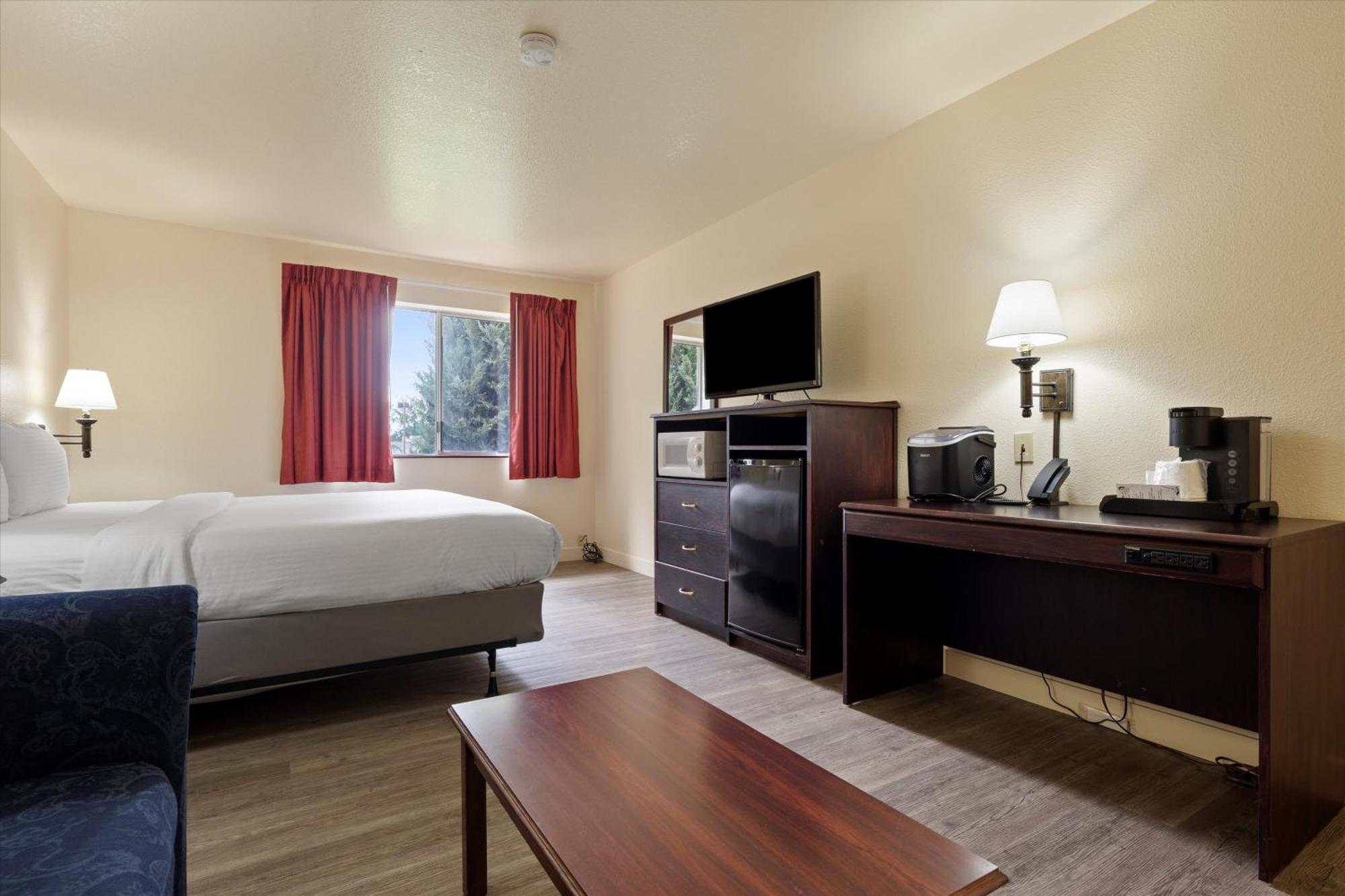 Quincy Inn And Suites Esterno foto