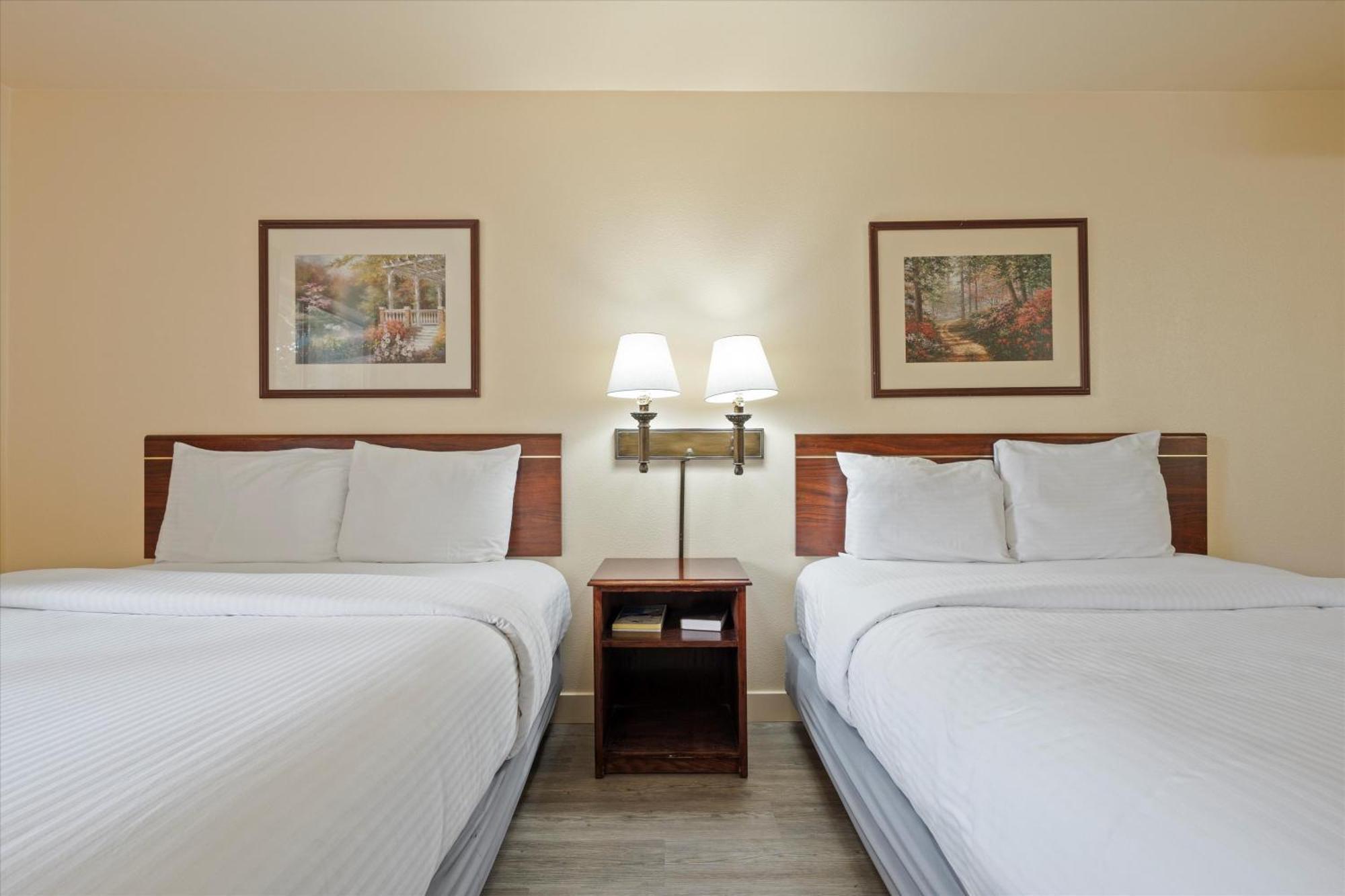 Quincy Inn And Suites Esterno foto