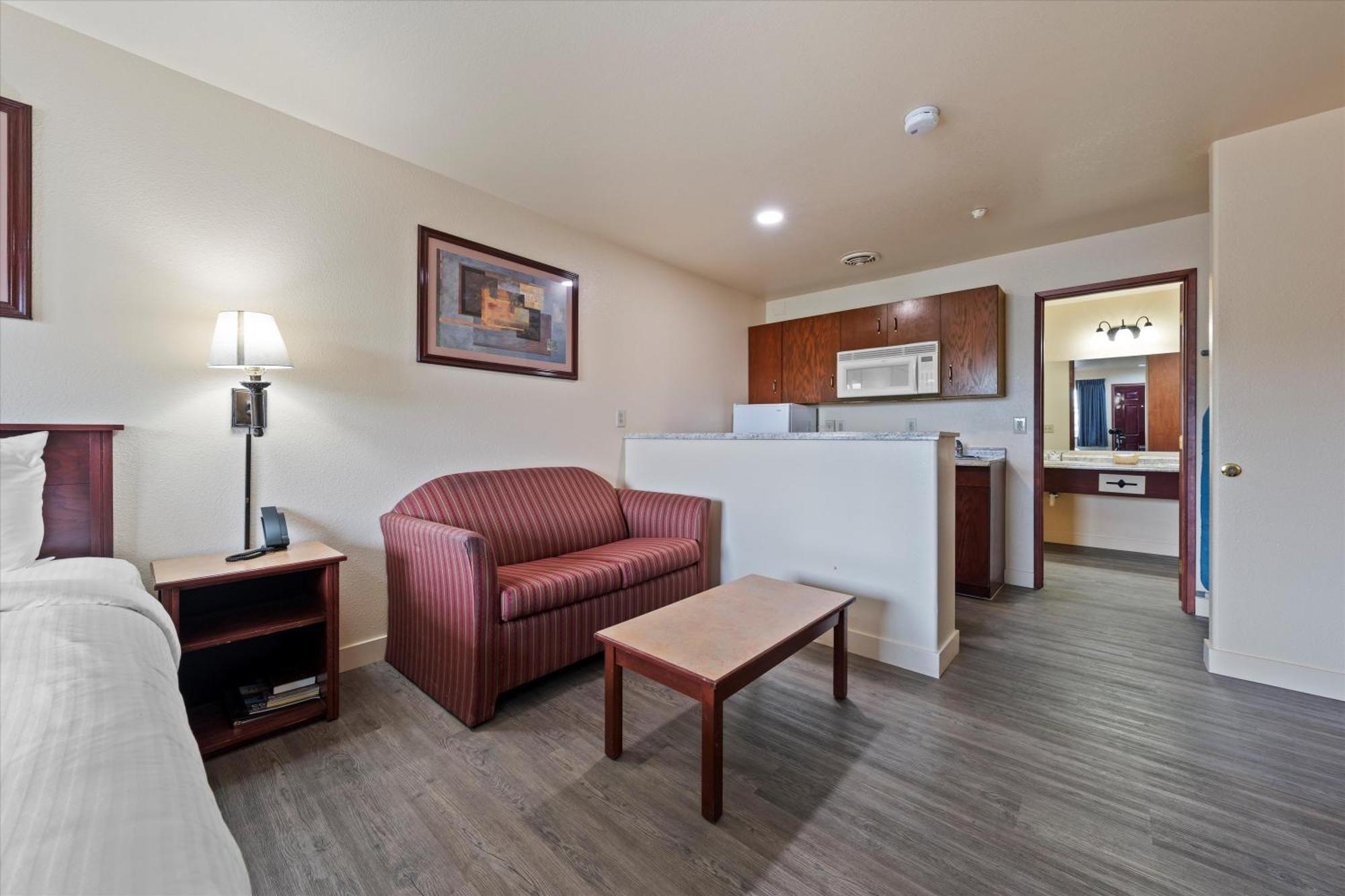 Quincy Inn And Suites Esterno foto