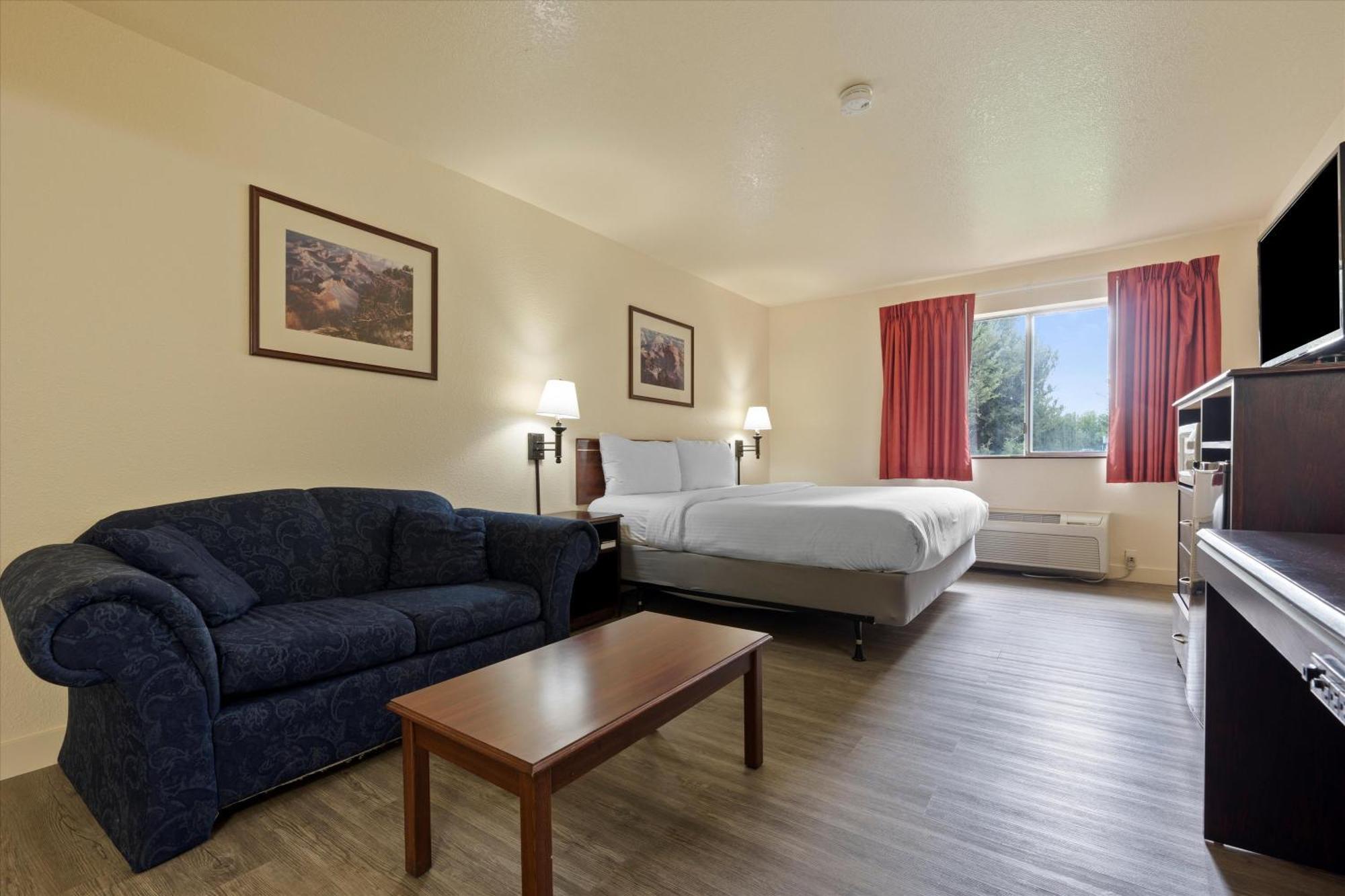 Quincy Inn And Suites Esterno foto
