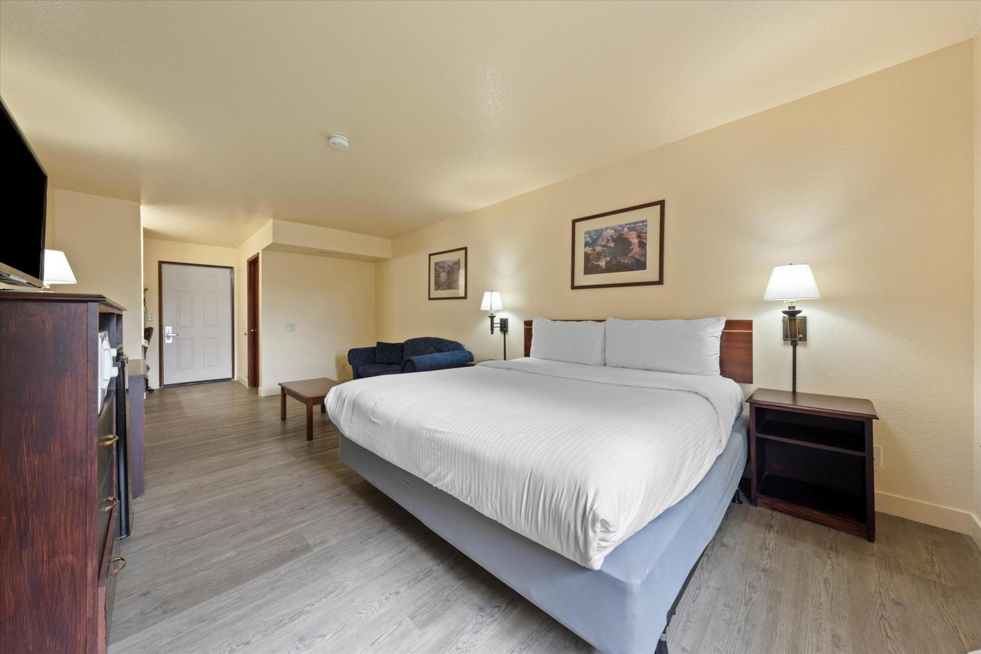 Quincy Inn And Suites Esterno foto